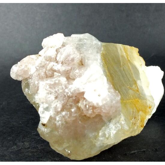 Beryl On Quartz