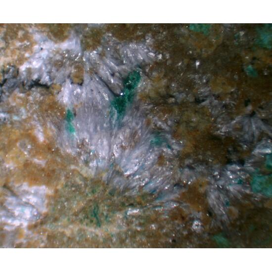 Tengerite-(Y)