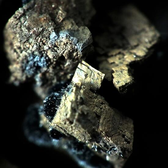 Romanèchite & Pyrolusite On Dolomite