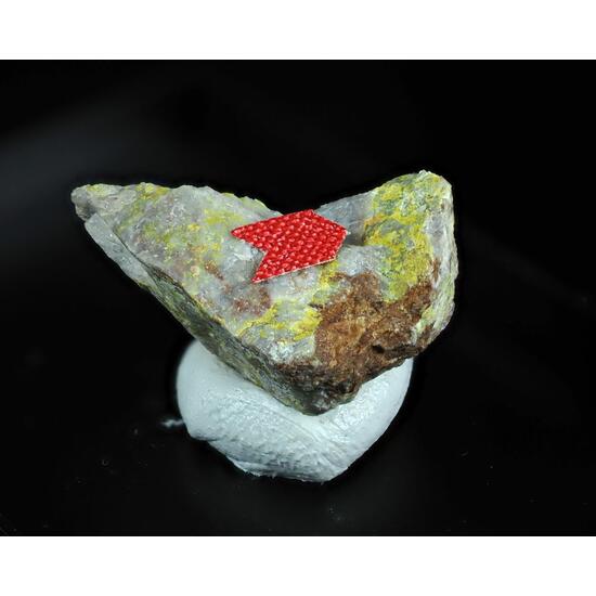 Uranosphaerite