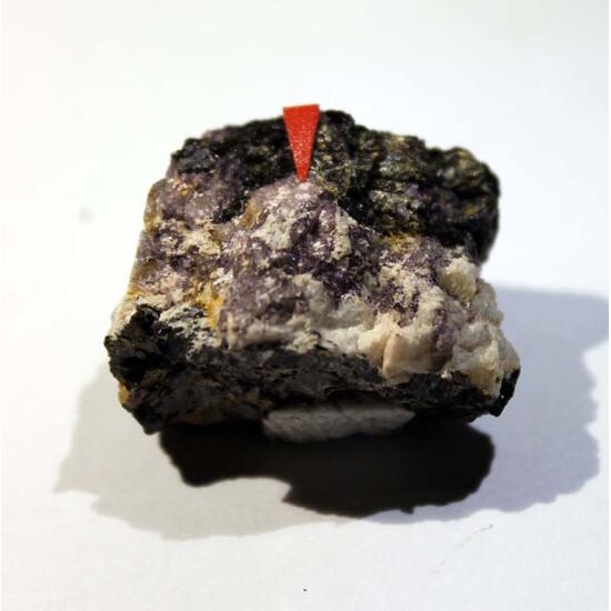 Thalénite-(Y) & Yttrofluorite & Kainosite-(Y)