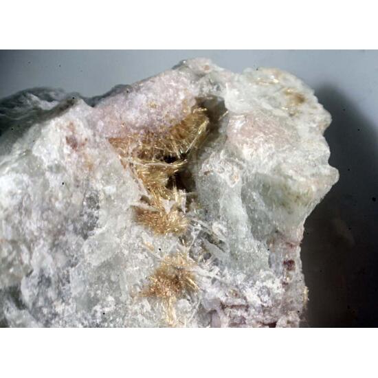 Barytolamprophyllite & Raite