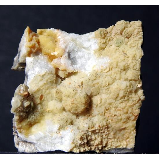 Pyroaurite-2H & Calcite