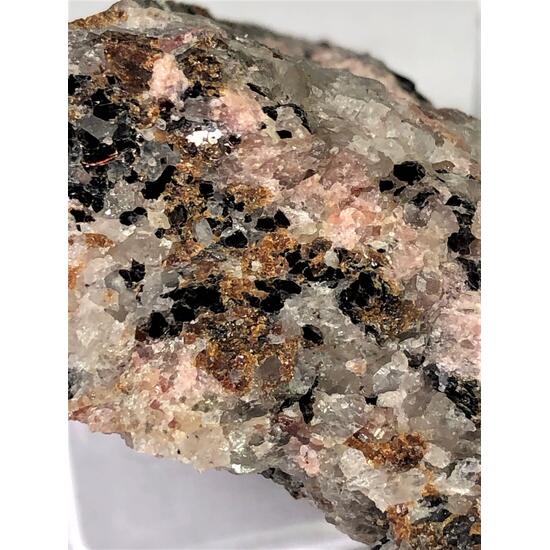 Hendricksite Bustamite & Andradite On Willemite