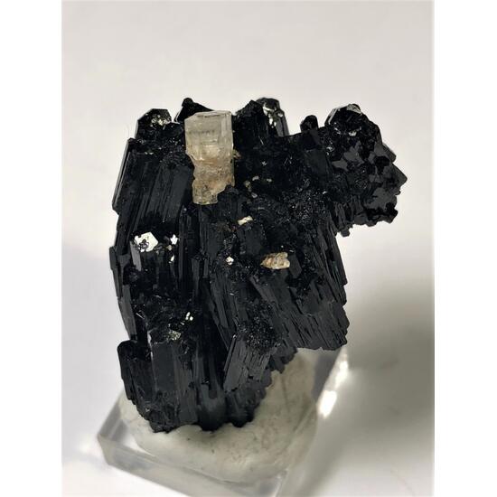 Goshenite On Schorl