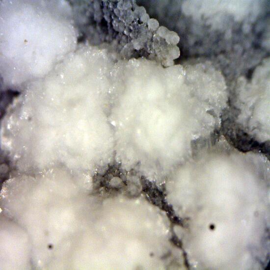 Hydromagnesite