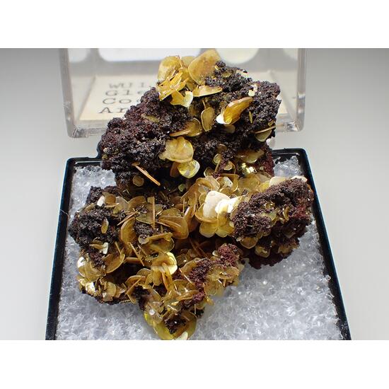 Wulfenite