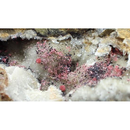 Erythrite