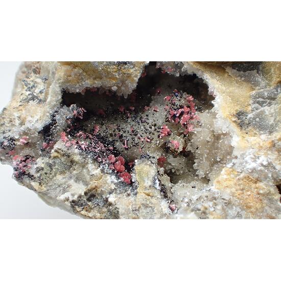 Erythrite