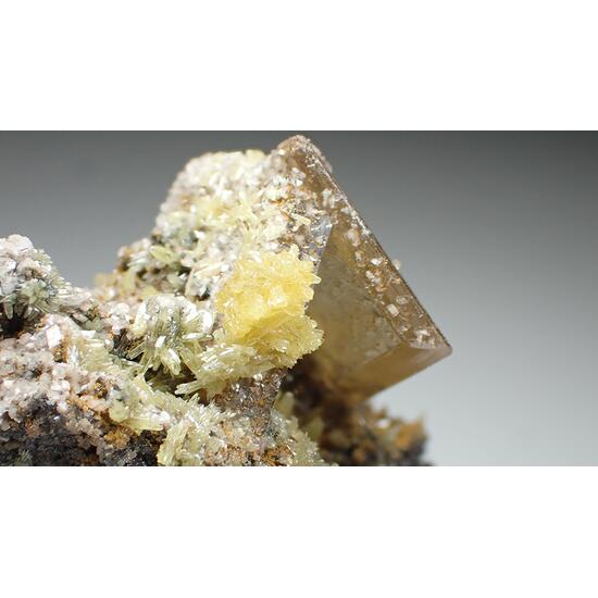 Wulfenite