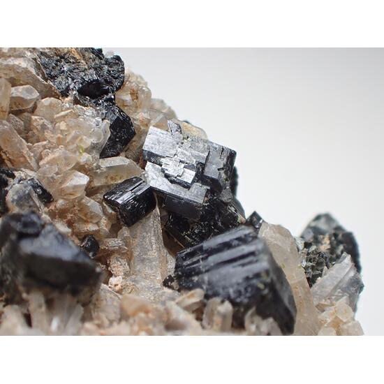 Babingtonite & Quartz