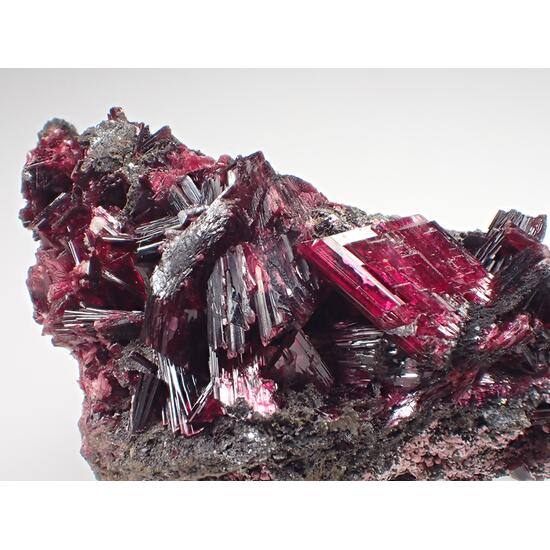 Erythrite