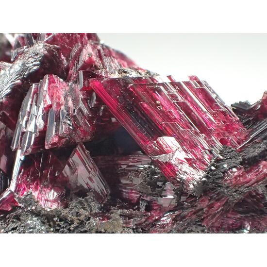 Erythrite