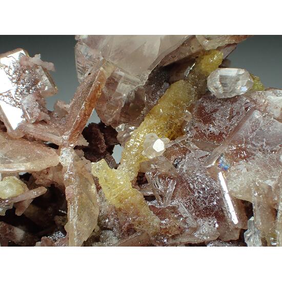 Wulfenite Mimetite & Cerussite