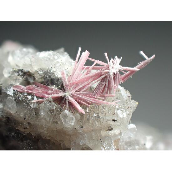 Erythrite