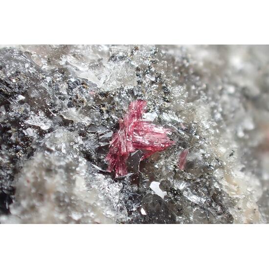 Erythrite