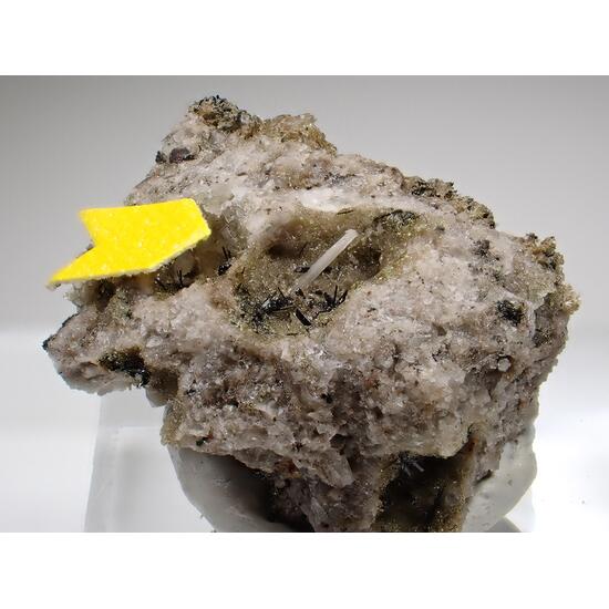 Fluorcalciobritholite