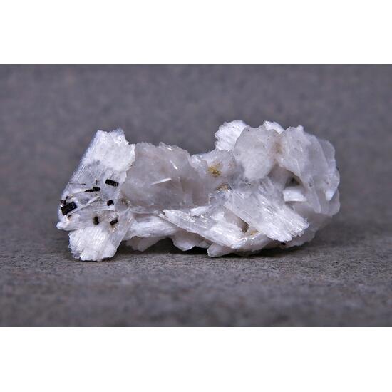 Genthelvite Albite & Kupletskite