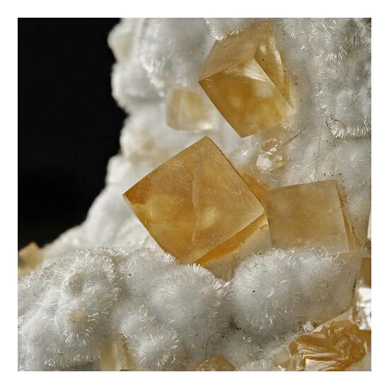 Calcite Phillipsite & Natrolite