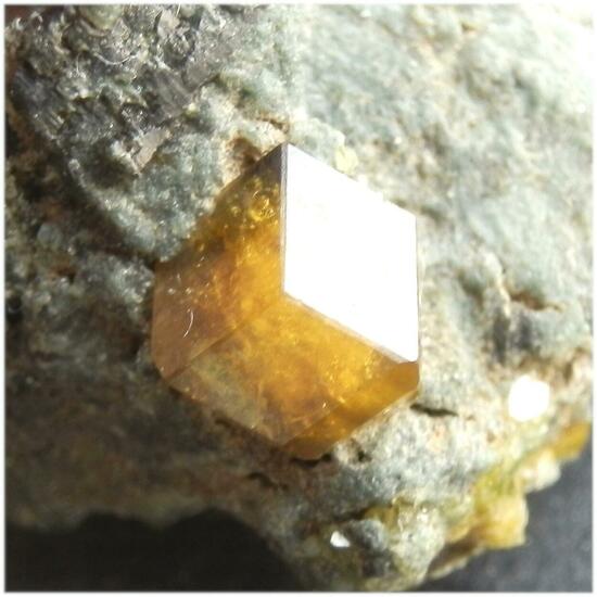 Topazolite