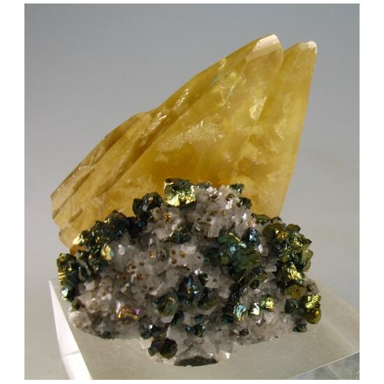 Calcite & Chalcopyrite