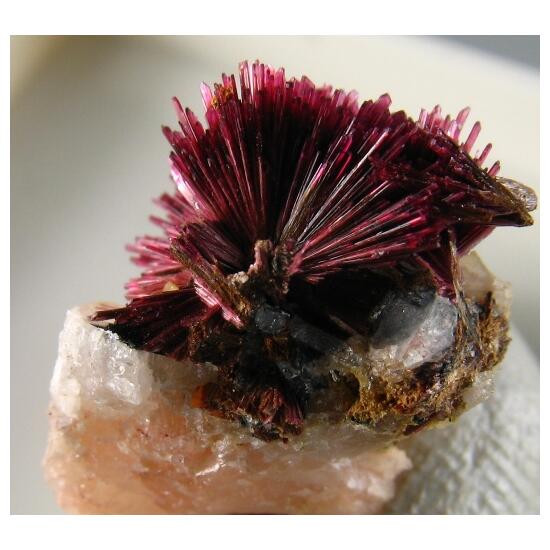 Erythrite