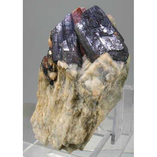 Columbite-(Fe)