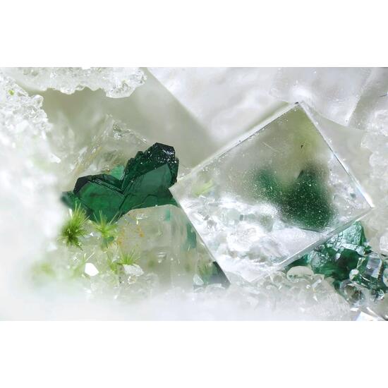 Cornwallite & Agardite-(Ce)