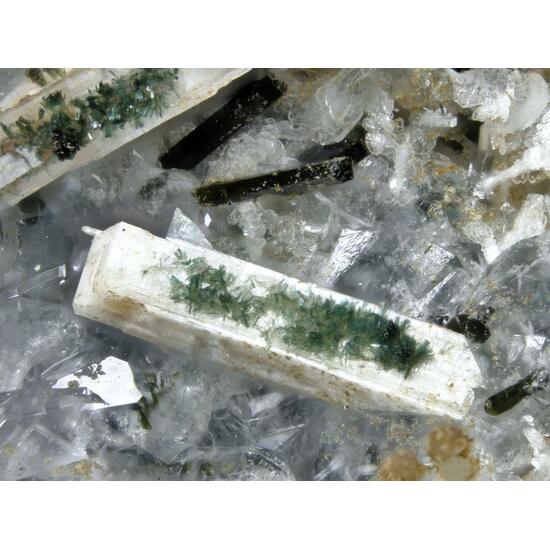 Ferroceladonite & Sazhinite-(La)