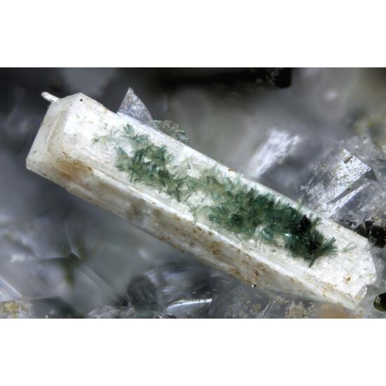 Ferroceladonite & Sazhinite-(La)