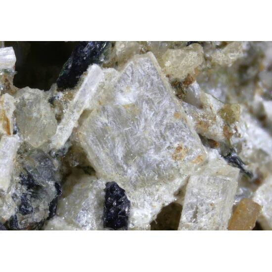 Shomiokite-(Y)