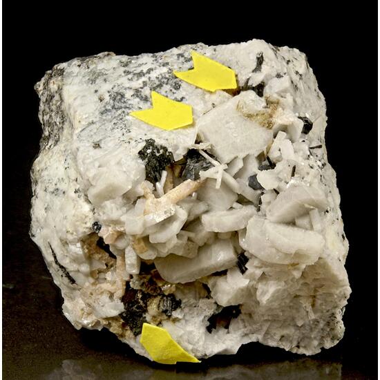 Elpidite & Petersenite-(Ce) With Arfvedsonite On Aegirine & Fluorapatite