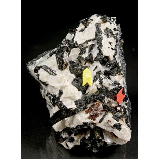Natrolemoynite With Pyrochlore