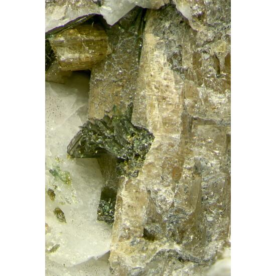 Rémondite-(Ce)