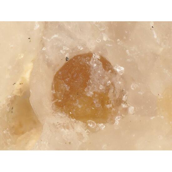 Hundholmenite-(Y)