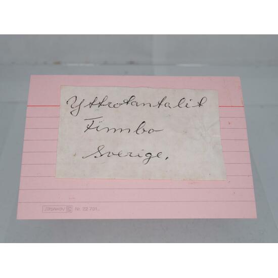 Yttrotantalite-(Y)