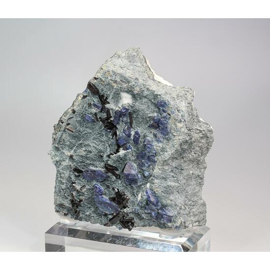 Benitoite & Neptunite