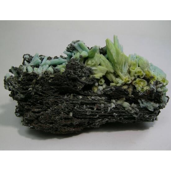 Plumbogummite