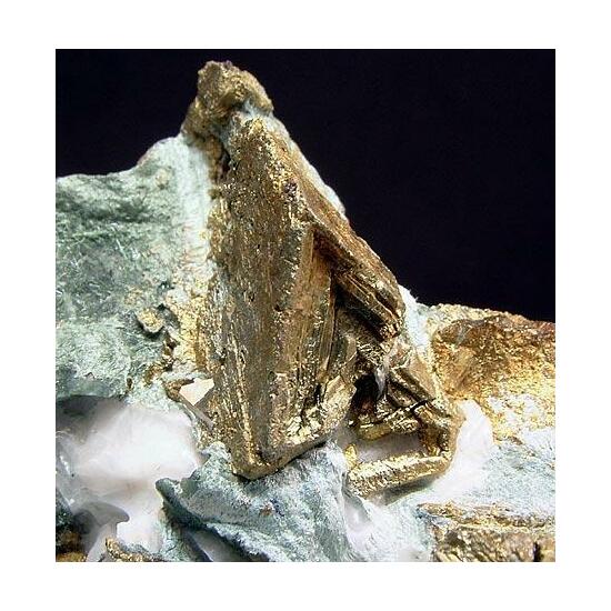 Chalcopyrite Pyrite & Actinolite