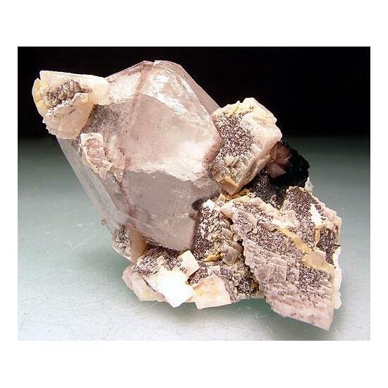 Scheelite Quartz Wolframite & Dolomite