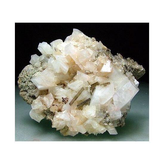 Adularia & Clinozoisite