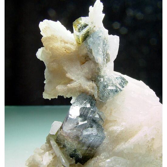 Elbaite Quartz & Cleavelandite