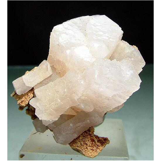 Manganoan Calcite