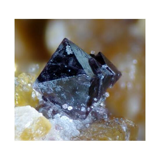 Clinohumite & Spinel