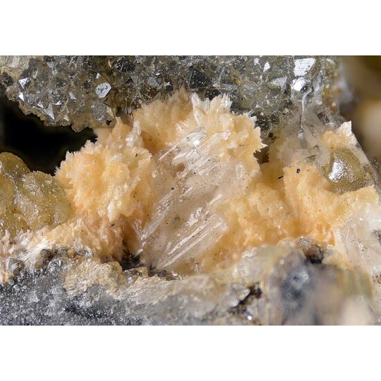 Onoratoite Valentinite & Sulphur