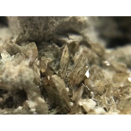 Axinite-(Mn)