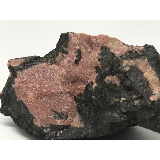 Pyroxmangite