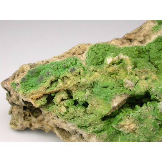 Pyromorphite On Baryte