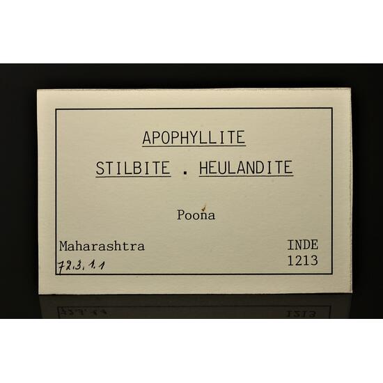 Fluorapophyllite-(K) Stilbite Heulandite