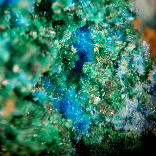 Cyanotrichite & Brochantite